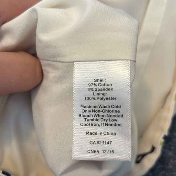 Talbots women’s cream parrot scalloped hem skirt size 8 - Picture 7 of 7